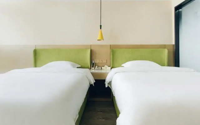 Oly Hotel Huairen City Dianxin Dalou