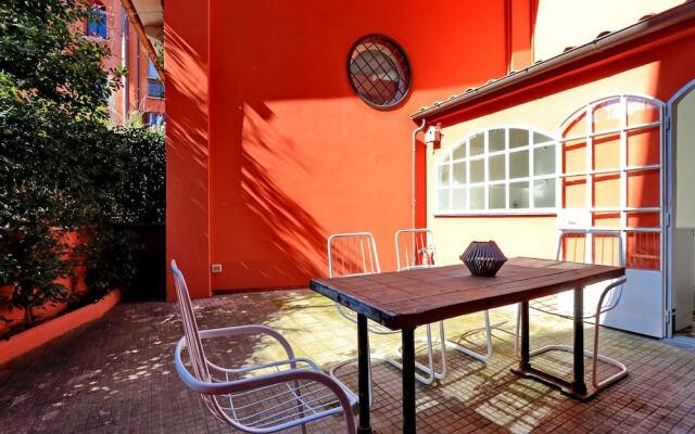 Art Deco Terrace Apartment