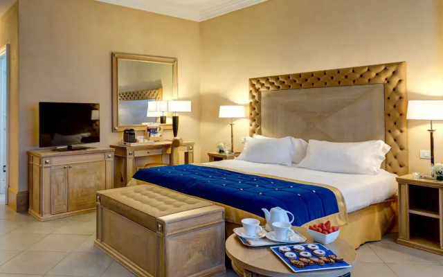 Villa Tolomei  & Resort