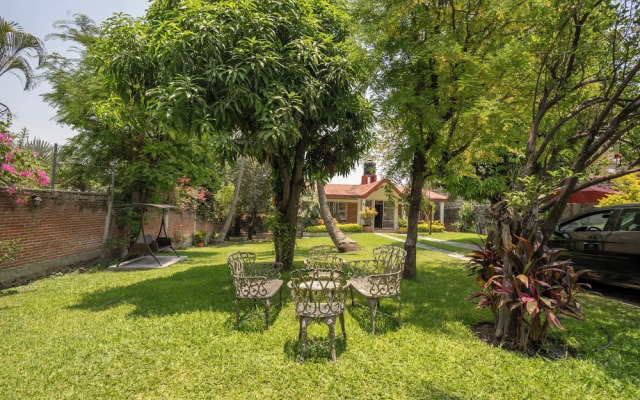 Vacation house with pool - Temixco 2 BR