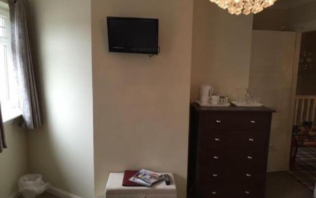 Southfork Villa Guesthouse (Adults Only)