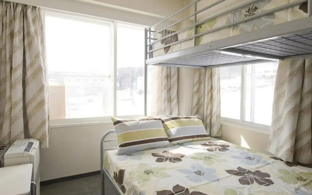 Owashi Lodge - Hostel