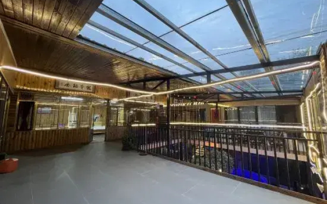 Xianting Yaju Hostel