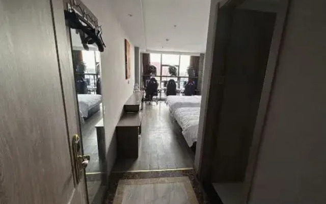 Asin E-sports Hotel (Shanghai Jinshan East Jiao Park)