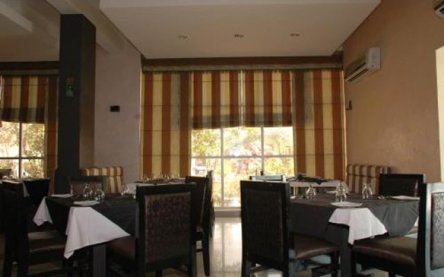 Hotel Vikram Aditya