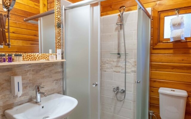 Portalimo Lodge Hotel - Adult Only +12