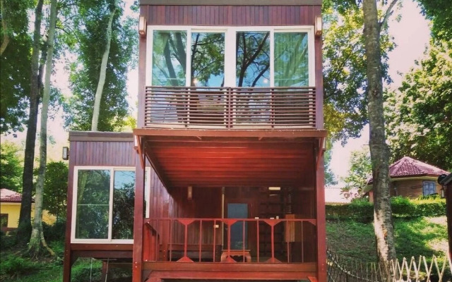 Cliff & Cape Camping Resort