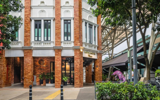 Santa Grand Hotel Central Market