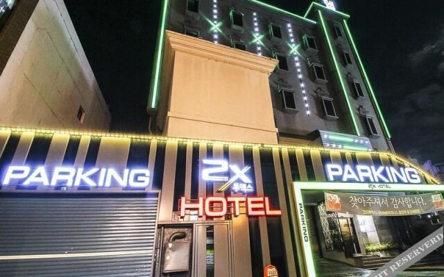 2X Hotel
