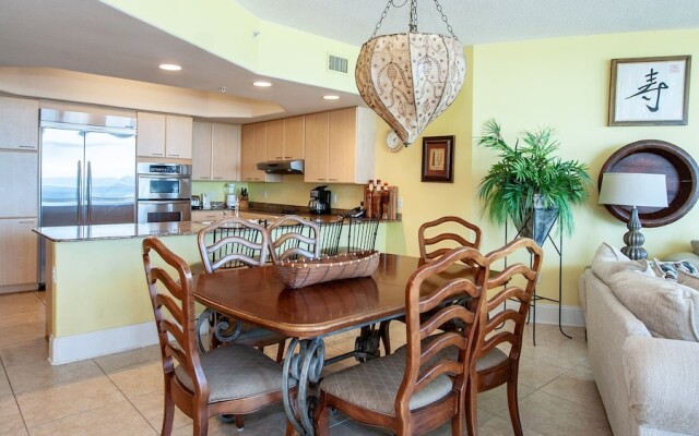 Crb0612 3 Bedroom Condo