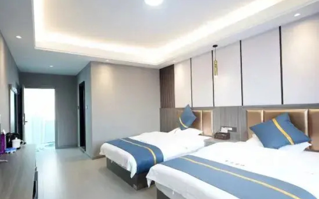 Cuigu Hotel (Chuangji Shangcheng)