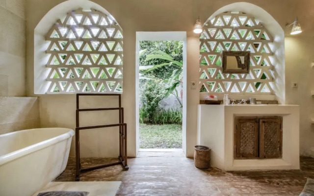 Beautiful Villa With Private Pool, Bali Villa 2020