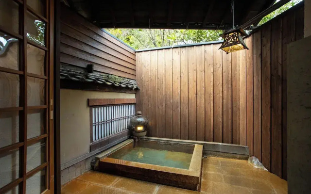 Beppu Kannawa Onsen Kiraku (Oita)