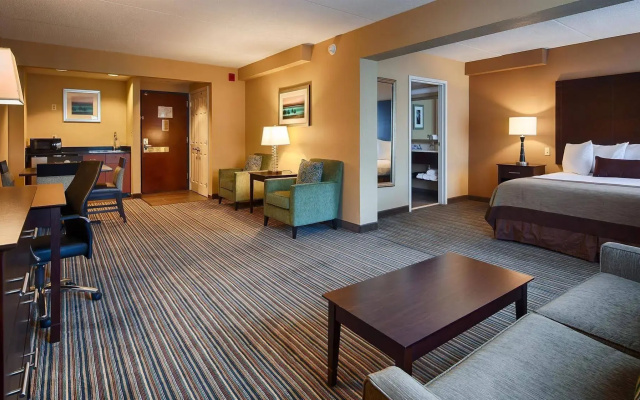 Wingate by Wyndham Harrisburg Near Hershey