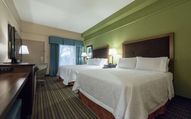 Hampton Inn Brooksville Dade