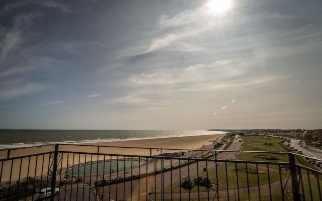 Sea View Penthouse