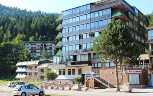 Apartment Vouille de Belle-Hutte