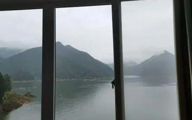 Yunhe pier 9 homestay