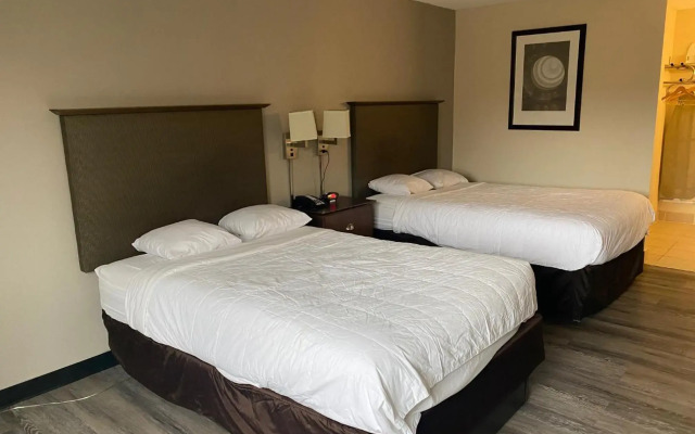 Quality Inn Rochester Airport