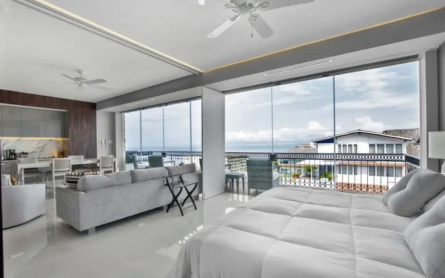 Pier 57 Zona Romantica Puerto Vallarta