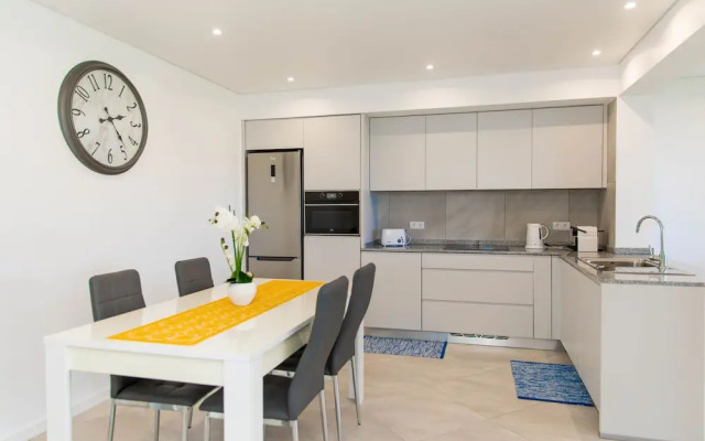 1BR House - Garden & Hot Tub - Estreito da Calheta