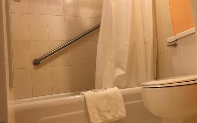 Executive Economy Lodge