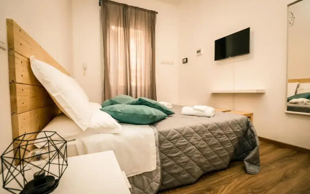 Hostly - Nicole Apartment Pontedera - 2BR in Full Center