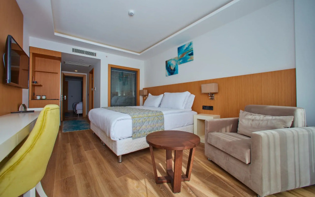 The Nowness Luxury Hotel & Spa (Adults Only 16+)