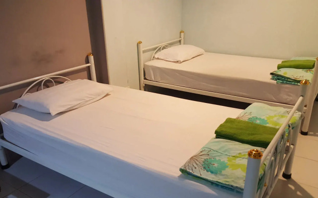 Phuket Blue Hostel