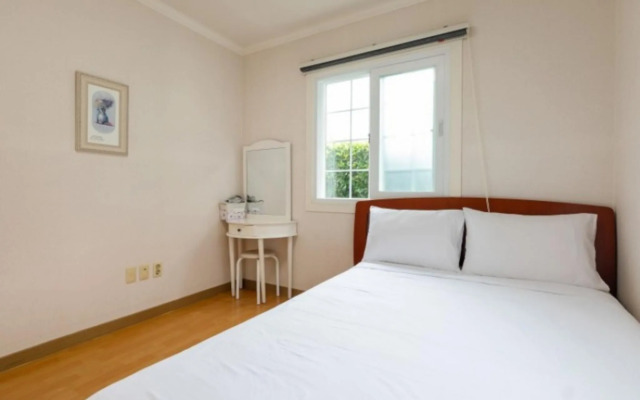 Jeju Palm Hills Pension