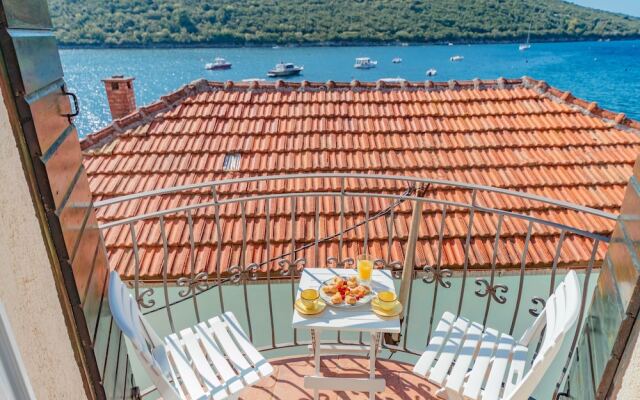 Apartment Bigovo Veljic-jaz