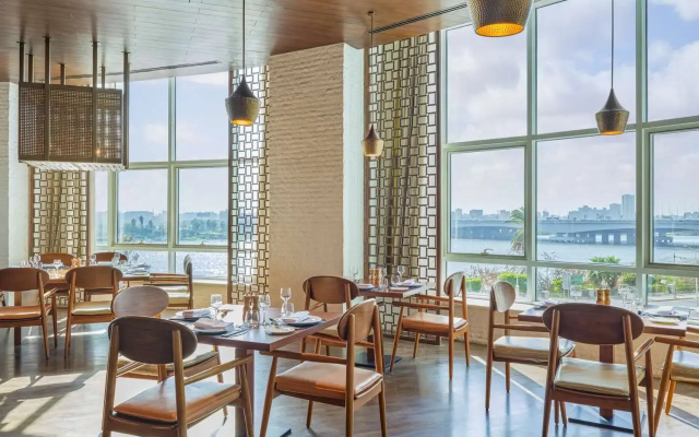 Hilton Cairo Nile Maadi