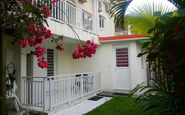 Apartment With one Bedroom in Le Lamentin, With Private Pool, Enclosed