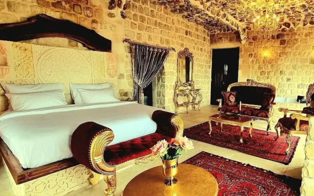 antikhan otel