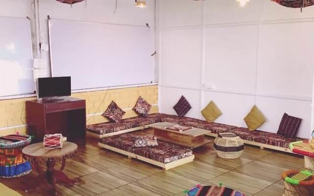 Hide-In Udaipur - Hostel
