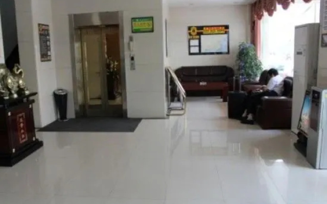 Super 8 Baiyin Jingtai Square Branch – Lobby – Baiyin