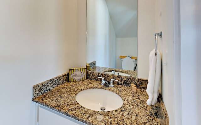 The Commons #601 - Three Bedroom Townhome