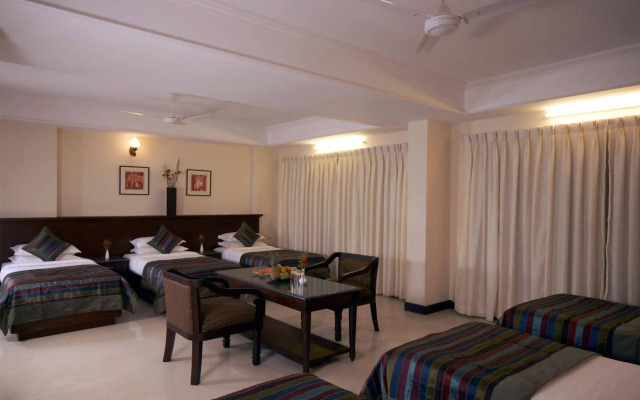 Kanoos Residency