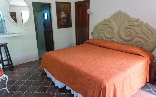 Villablanca Garden Beach Hotel