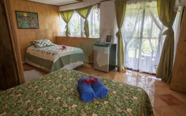 Cabaña Isla de Pascua Eco Hostal 1003