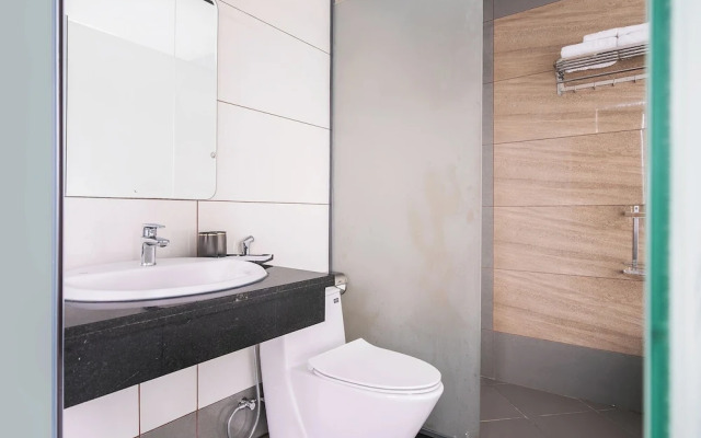 Greenview City Hotel