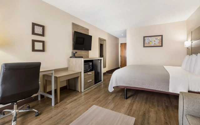 Hometown Inn