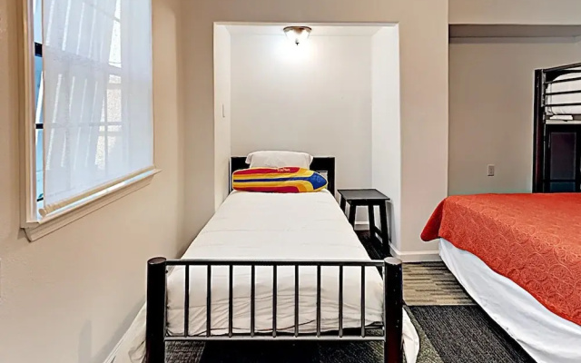 Hola Beaches - 4 Br Home