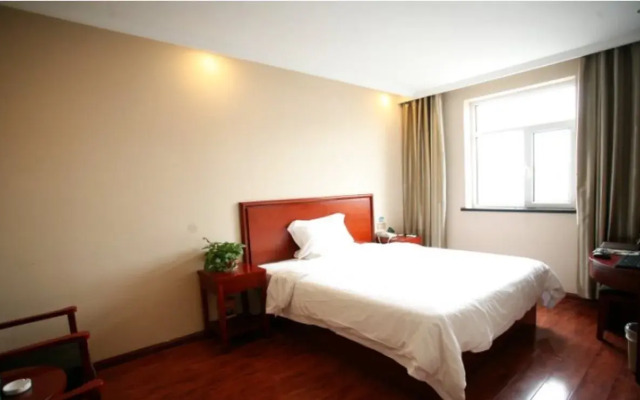 GreenTree Inn Xinzhou Jianshe(S) Road Express Hotel