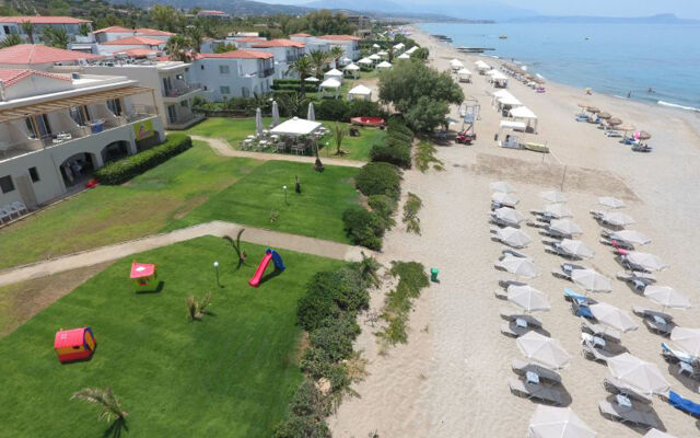 Maravel Star Art Hotel
