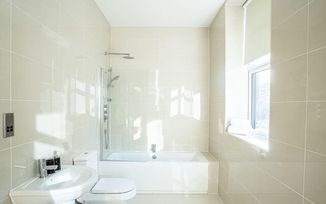 Two Bedroom Ipswich Luxury Retreat Self Check-in