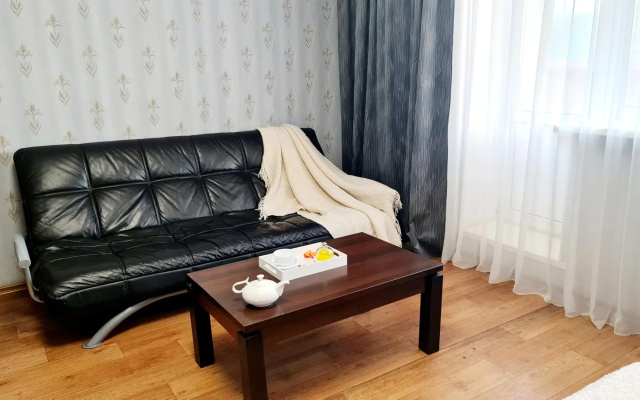 Много квартир на улице Рябикова 75