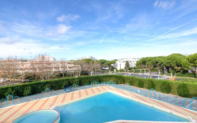 Les Flamants Roses 40004