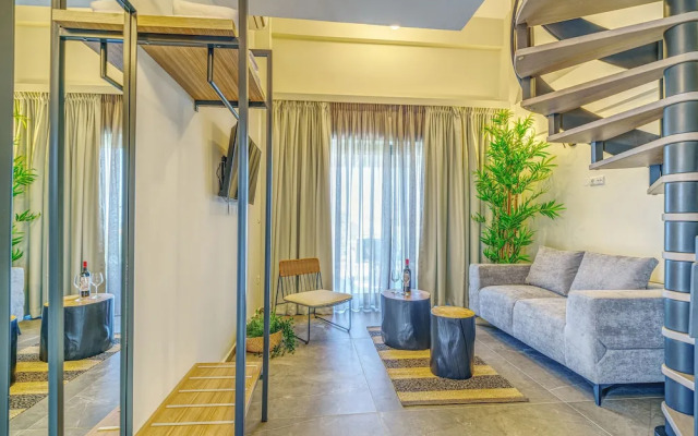 Miroes Suites
