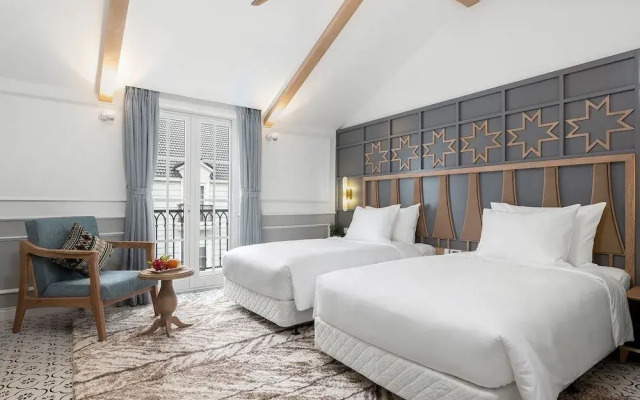 Golden Sun Hotel - Mangden